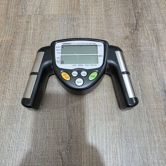 Omron Fat Loss Monitor HBF-306CN Handheld Body Fat Analyzer – Tested, Works - Picture 6 of 16